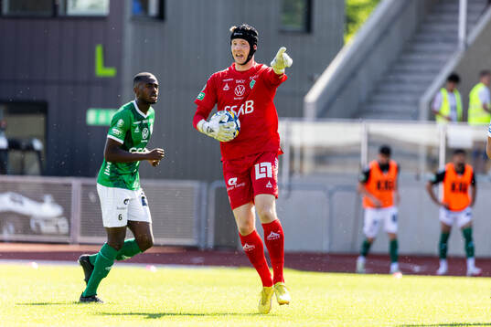 Brages målvakt Viktor Frodig