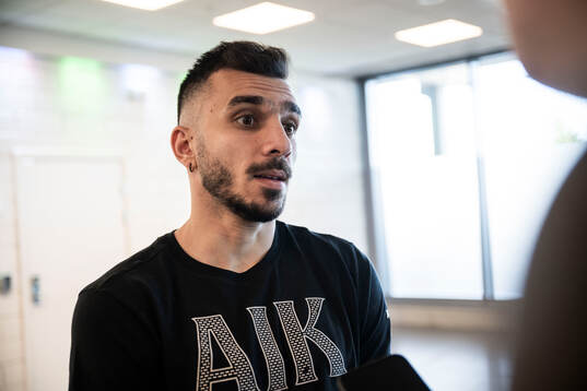 AIKs Ioannis Pittas i mixade zonen