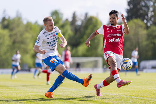 Värnamos Freddy Winsth och Kalmars Arash