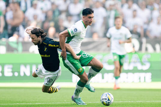 AIKs Axel Björnström och Hammarbys Deniz Gul