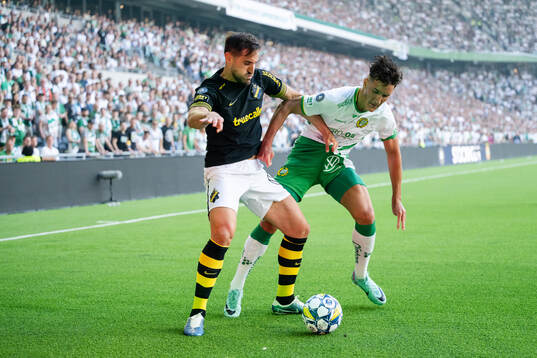 AIKs Sotirios Papagiannopoulos och Hammarbys Deniz Gul