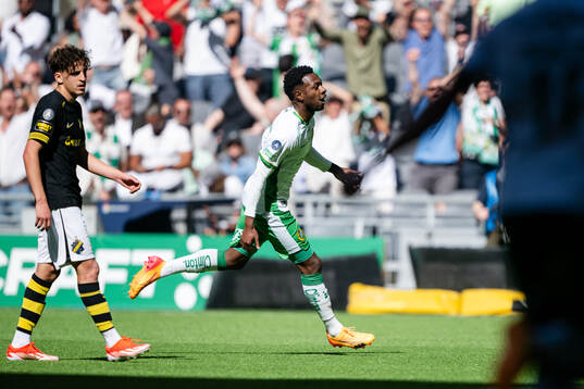 Hammarbys Shaquille Pinas jublar