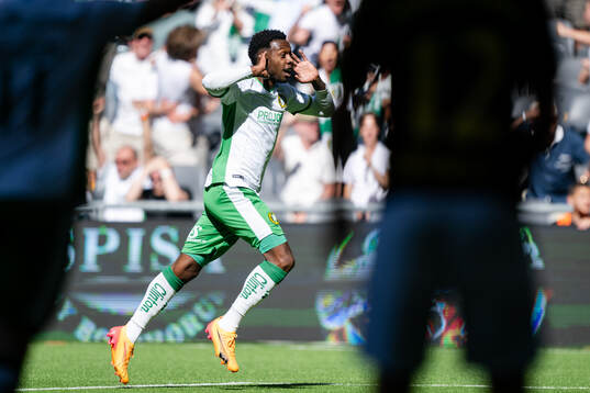 Hammarbys Shaquille Pinas jublar
