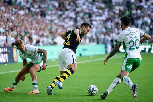 AIKs Sotirios Papagiannopoulos i en kamp mot. Hammarbys