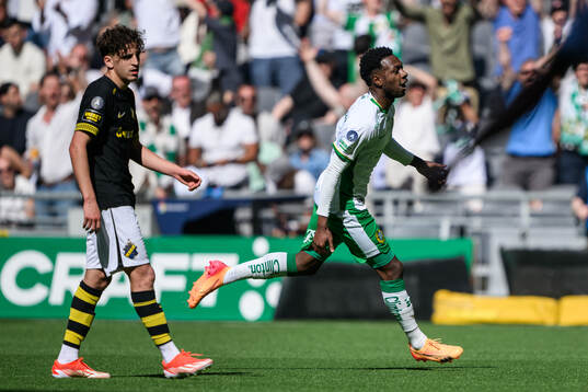 Hammarbys Shaquille Pinas jublar