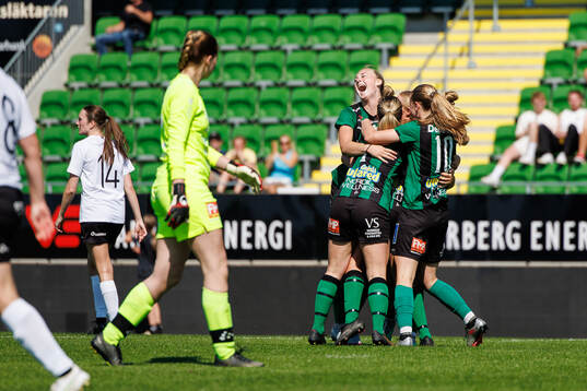 Varbergs spelare jublar