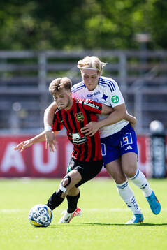 Brommapojkarnas Wilmer Odefalk och IFK Norrköpings Isak