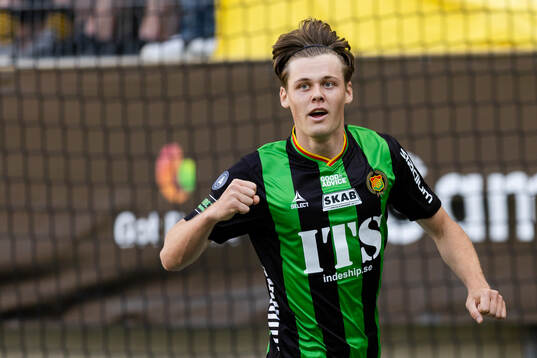 GAIS Axel Henriksson jublar