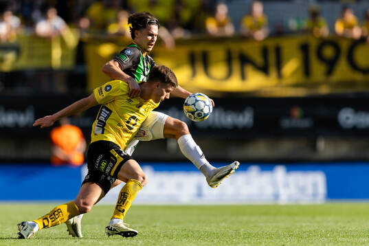 Elfsborgs Andri Fannar Baldursson och GAIS William