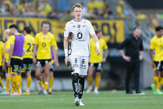 Elfsborgs målvakt Marcus Bundgaard Sörensen deppar