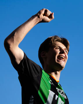 GAIS Axel Henriksson jublar