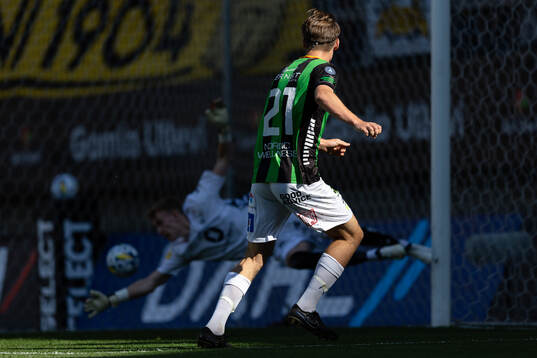GAIS Axel Henriksson skjuter 2-0 i mål bakom Elfsborgs