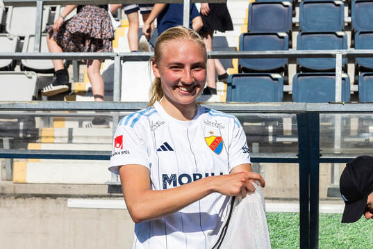 Djurgårdens Stinalisa Johansson jublar