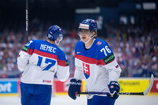 Martin Pospisil of Slovakia looks dejected