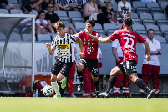 Landskronas Victor Karlsson och Örebros Elias Barsoum