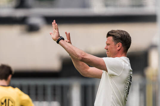Örebros huvudtränare Christian Järdler