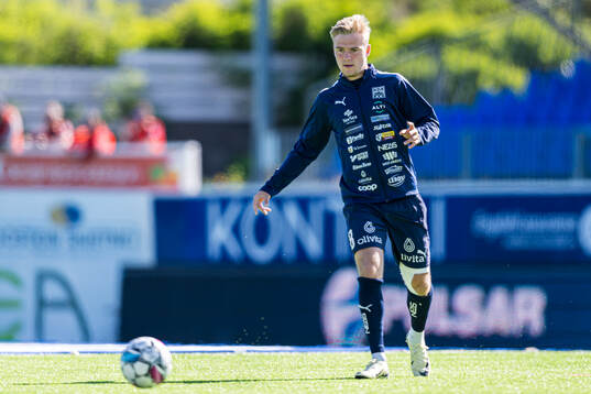 Ruben Alte of Kristiansund warms up