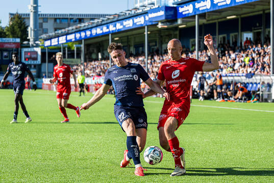 Håkon Sjåtil of Kristiansund and Ruben Kristiansen of