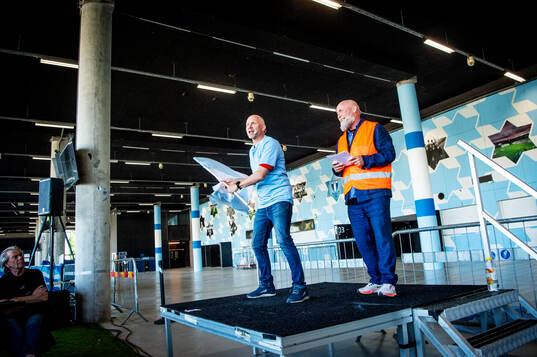 Skådespelaren Matthias Hahne Thorbjörnsson och docent