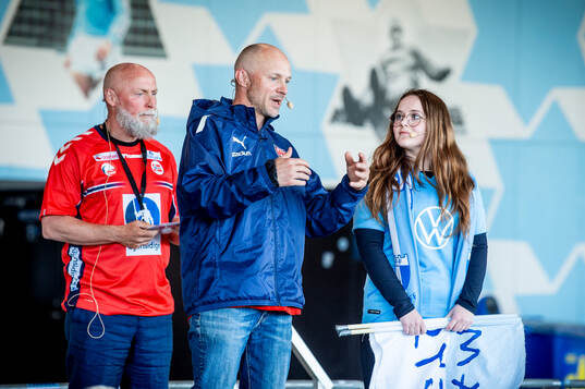 Docent, Aage Radmann, skådespelarna Matthias Hahne