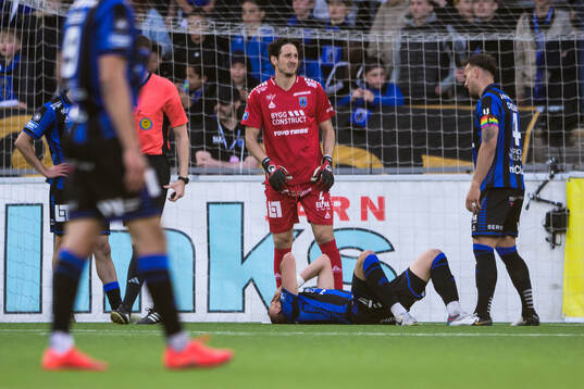 Sirius Jakob Voelkerling Persson har ont