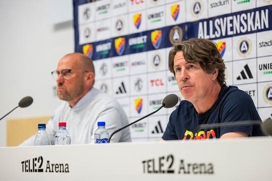 Djurgårdens tränare Thomas Lagerlöf och Halmstads