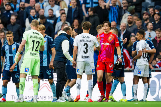 Djurgårdens målvakt Jacob Widell Zetterström och