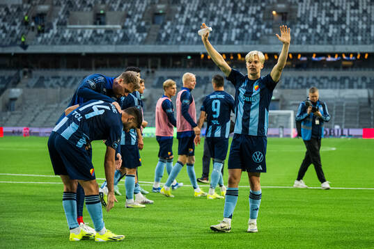 Djurgårdens Lucas Bergvall jublar