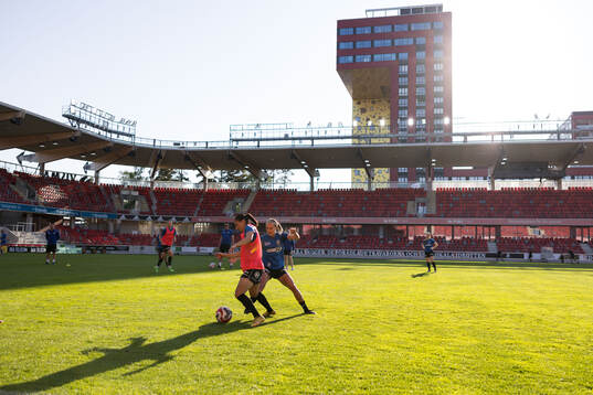 Växjös spelare värmar upp