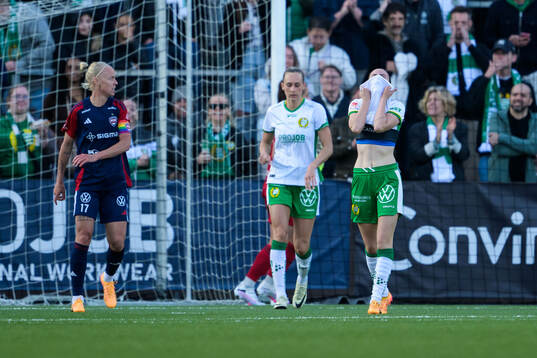 Hammarbys Smilla Vallotto deppar