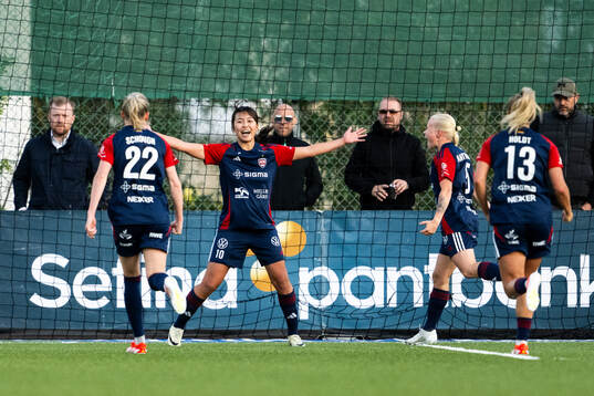 FC Rosengårds Momoko Tanikawa jublar