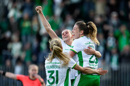 Hammarbys Emma Westin jublar