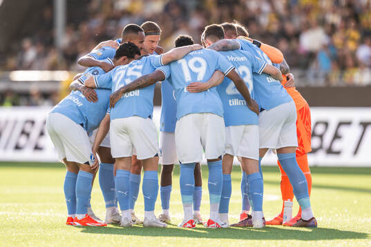 Malmö FFs spelare samlas