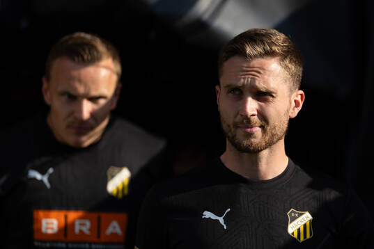 Häckens Adam Lundkvist innan fotbollsmatchen i Allsvenskan