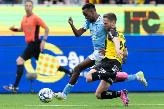 Malmö FFs Taha Ali och Häckens Adam Lundkvist