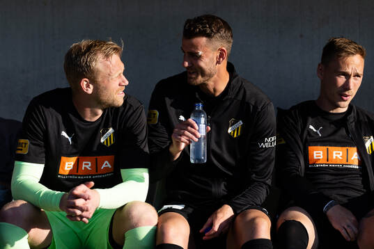 Häckens målvakt Peter Abrahamsson, Johan Hammar och Jacob