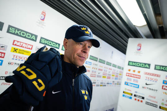 Assistant coach Nicklas Rahm of Sweden