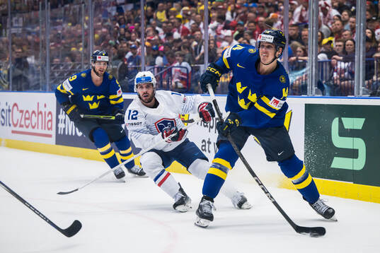 Joel Eriksson Ek of Sweden and Valentin Claireaux of France