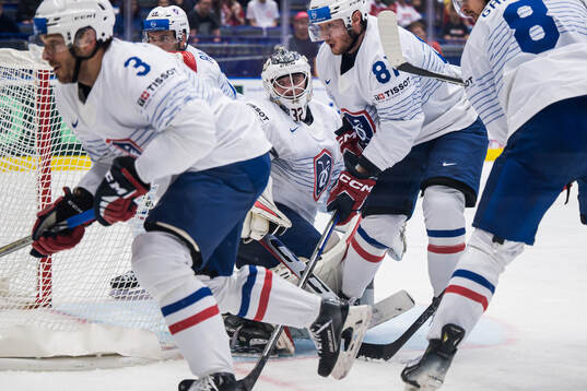 Goaltender Quentin Papillon of France
