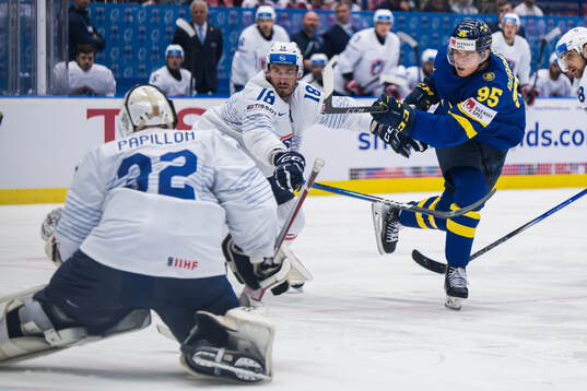 André Burakovsky of Sweden