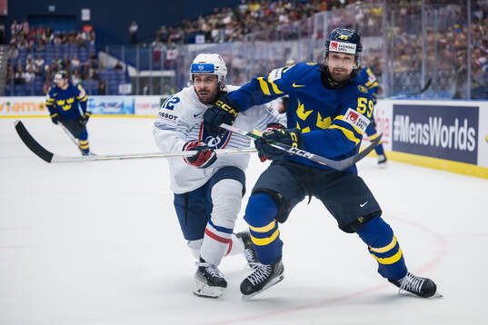 Valentin Claireaux of France and Linus Johansson of Sweden