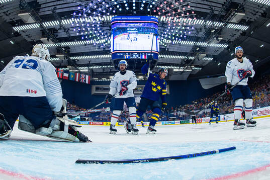 goaltender Quentin Papillon, Enzo Cantagallo and Baptiste
