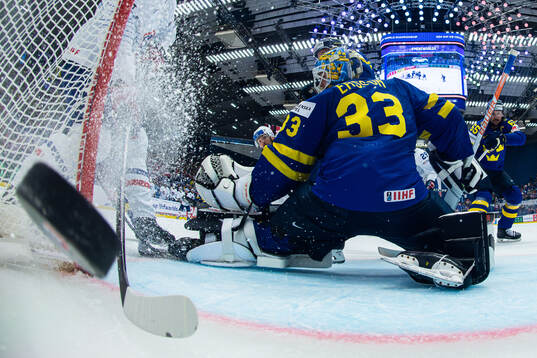 Bläddra bland fler bilder av 2024 IIHF Ice Hockey World Championship, day 11, Sweden - France