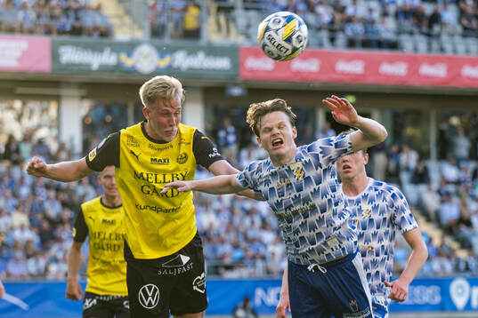Mjällbys Herman Johansson och IFK Göteborgs Kolbeinn