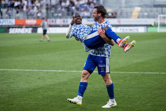 IFK Göteborgs Malick Junior Yalcouye och Gustav Svensson