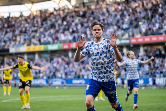 IFK Göteborgs Gustaf Norlin jublar