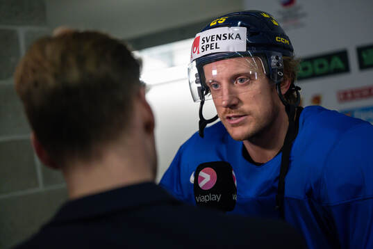 Joel Eriksson Ek of Sweden