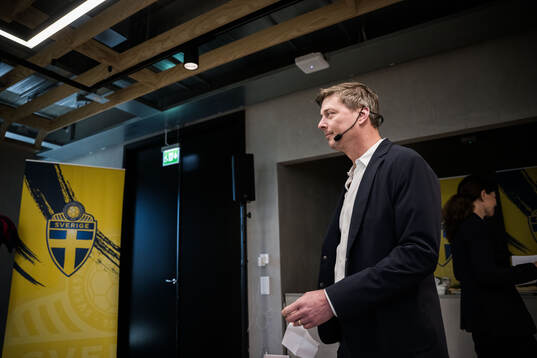 Head coach Jon Dahl Tomasson of the Swedish national