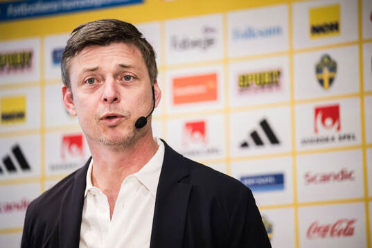 Head coach Jon Dahl Tomasson of the Swedish national