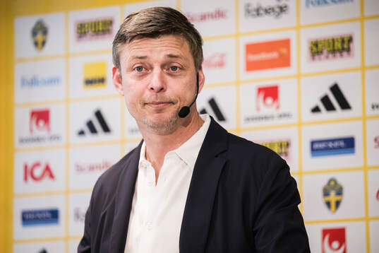 Head coach Jon Dahl Tomasson of the Swedish national